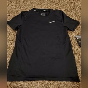Brand New Womens Nike Dri Fit Shirt Size Xs